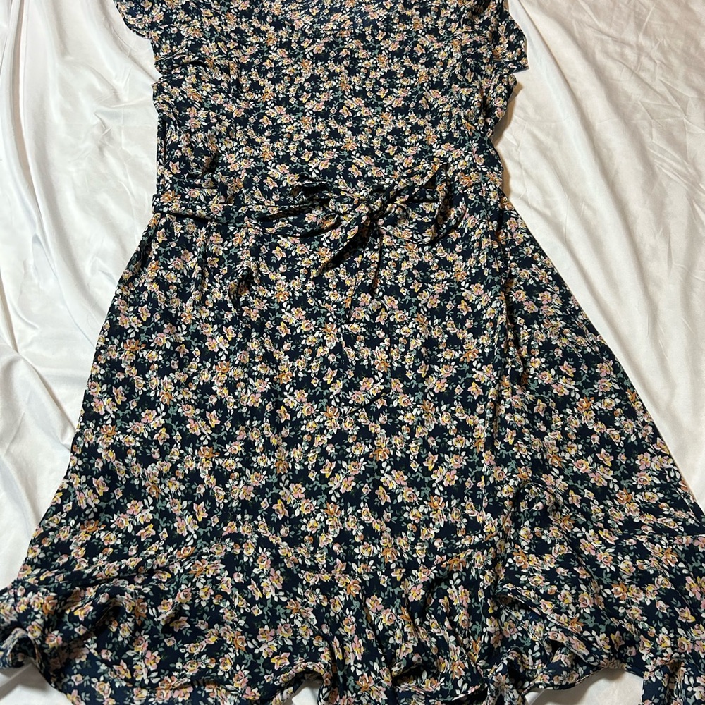 Max Studio Floral Print Ruffle Sleeve Tie Waist Dress Navy Pink Size 1X. NWOT - Picture 8 of 14
